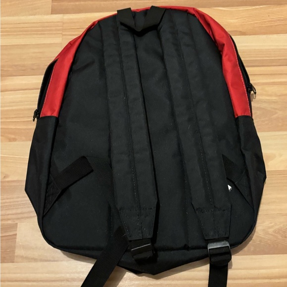 Dungeons and Dragons Backpack - Picture 2 of 3